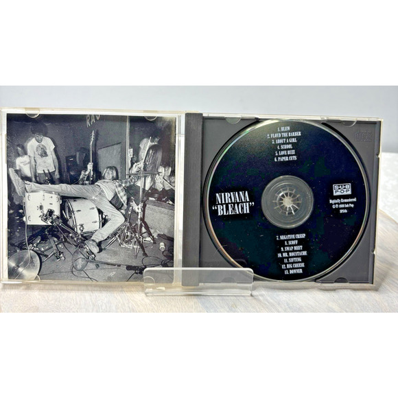 Bleach by Nirvana (CD, 1989) - Picture 3 of 5